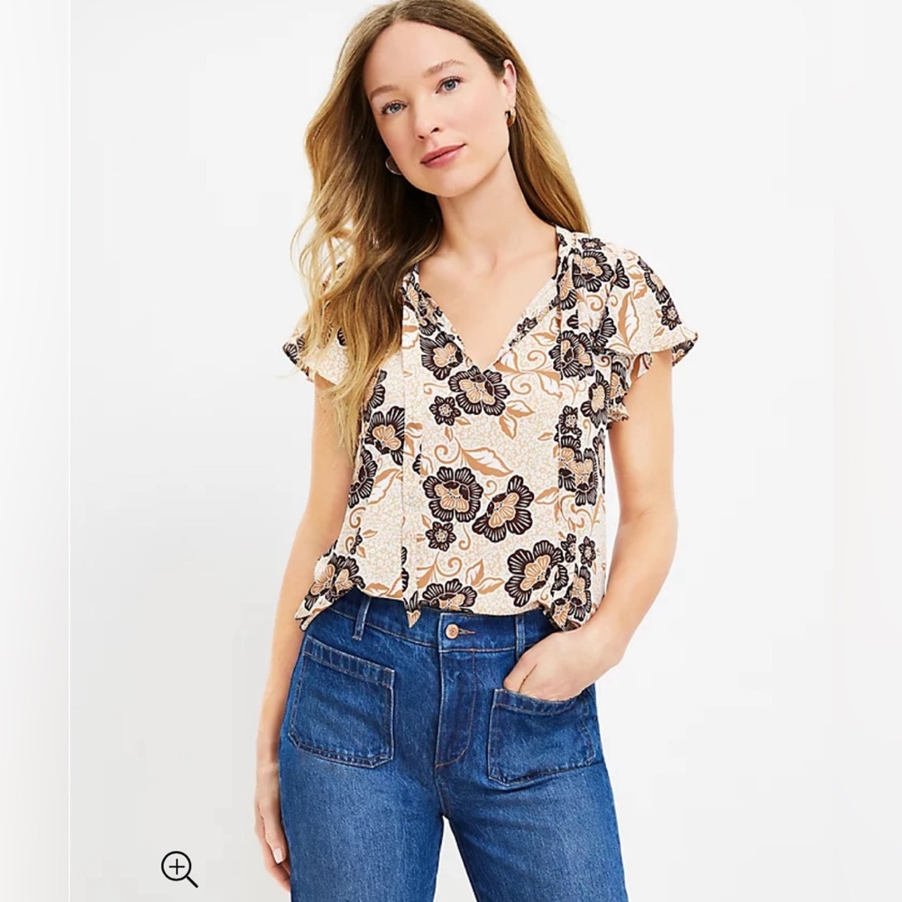 ***SOLD*** LOFT Women’s Flutter Sleeve Tie Neck Blouse, Sz S